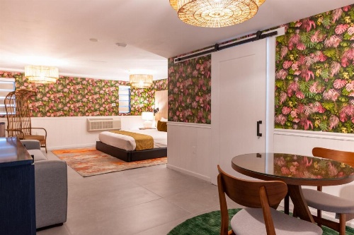 Whitelaw Hotel image 16