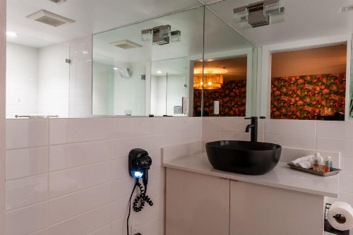 Whitelaw Hotel image 24